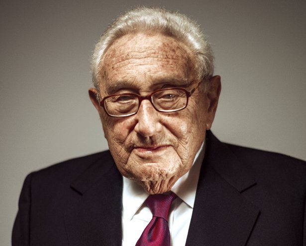 I grillini vogliono Kissinger in Parlamento. «Ci dica la verità su Moro»